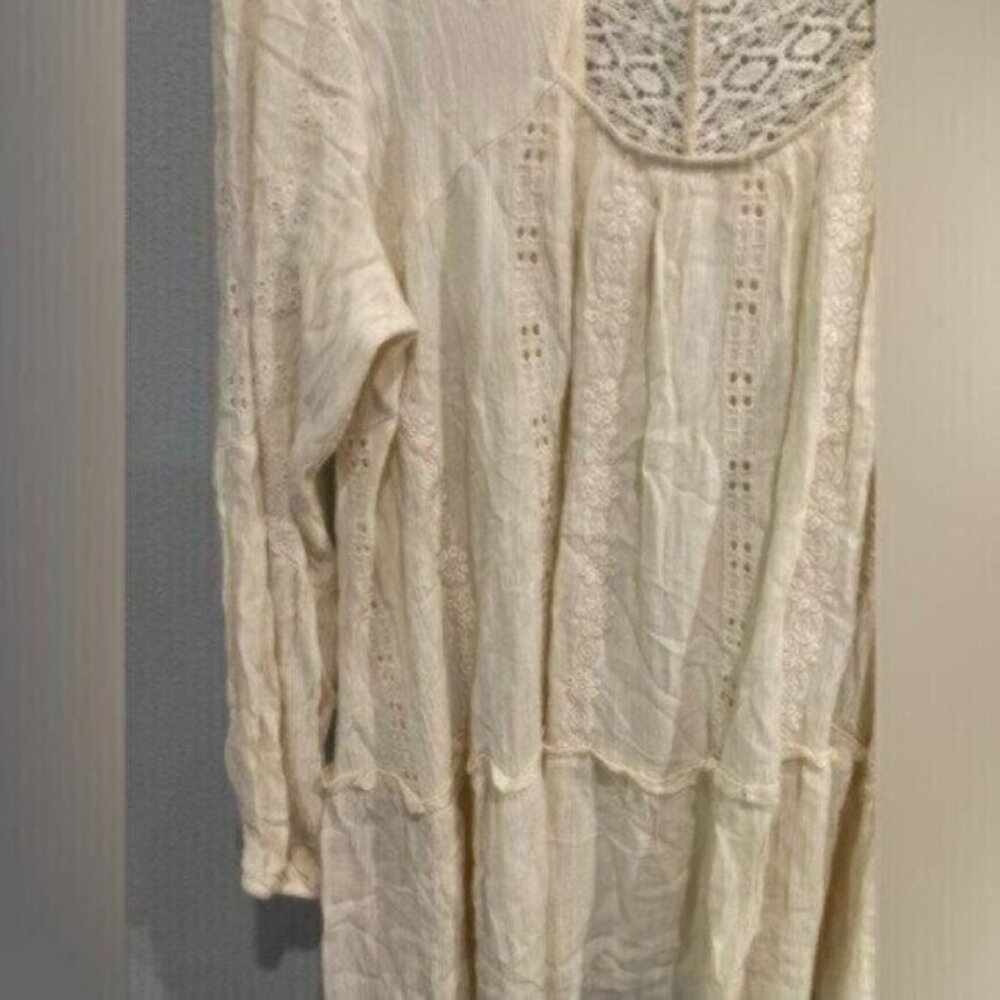 Adiva Cream Crochet Yoke Peasant Blouse - Picture 9 of 10